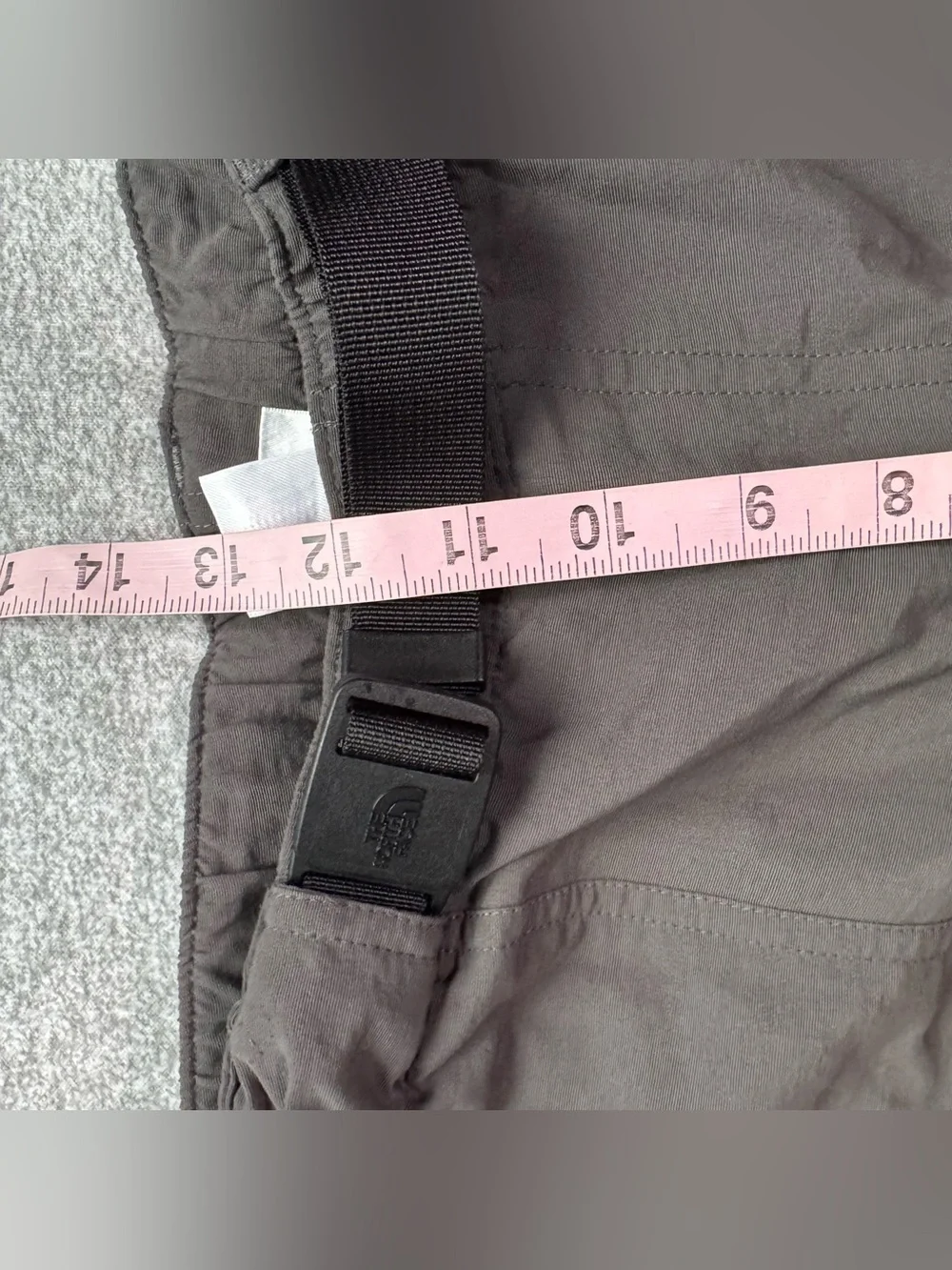 North Face Paramount Peak Convertible Cargo Pants/Shorts Mens XL Dark Grey A146